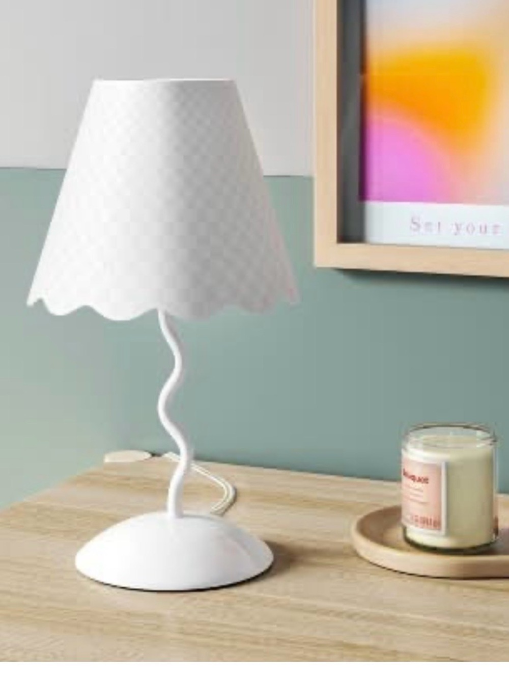 🆕- Room Essentials Wave Squiggle
Novelty Table Lamp, White